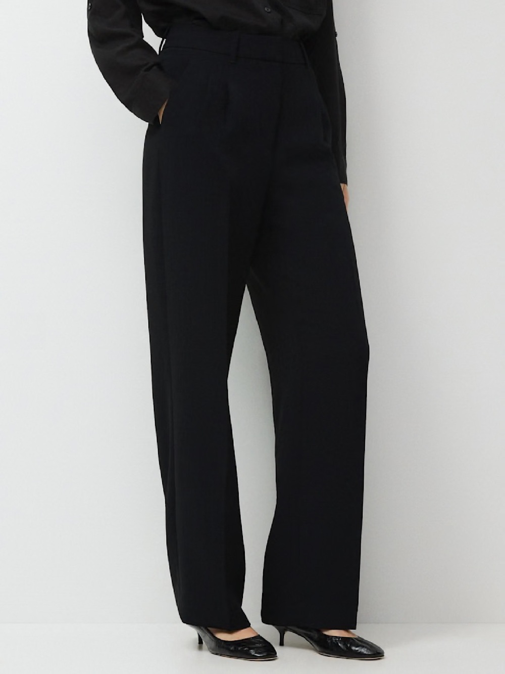 Aritzia The Effortless Pant *Crepette